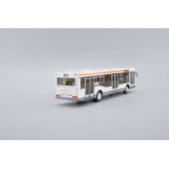 1:43 Масштабная модель Автобус МАЗ-103, Санкт-Петербург, бело-серый