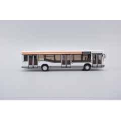 1:43 Масштабная модель Автобус МАЗ-103, Санкт-Петербург, бело-серый