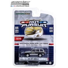 1:64 Масштабная модель JEEP Cherokee 4х4 "North Carolina Highway Patrol State Trooper" 1995