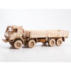 1:35 Сборная модель КАМАЗ-6350 Бортовой
