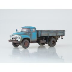 1:43 Масштабная модель ЗИЛ-130 бортовой (со следами эксплуатации)