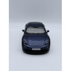 1:24 Масштабная модель PORSCHE Taycan (2019), Gentian Blue