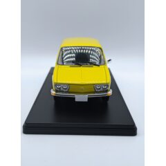 1:24 Масштабная модель VOLKSWAGEN Brasilia (1974), yellow