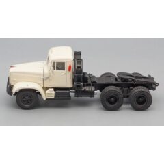 1:43 Масштабная модель КРАЗ 258Б1 седельный тягач (1987-1993), белый