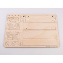 1:35 Сборная модель КАМАЗ-43118 бортовой (ранний)