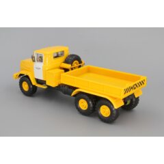 1:43 Масштабная модель КрАЗ-6446 балластный тягач