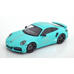 1:18 Масштабная модель Porsche 911 (992) Turbo S Coupe Sport Design - 2021 (green)
