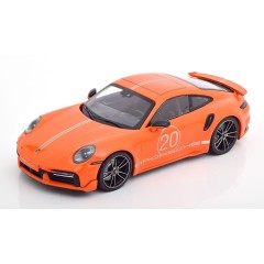 1:18 Масштабная модель Porsche 911 (992) Turbo S Coupe Sport Design - 2021 (orange)