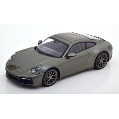 1:18 Масштабная модель Porsche 911 Carrera 4S - 2019 (green)