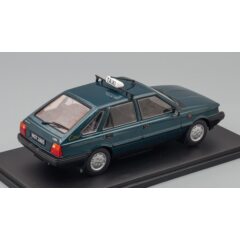 1:24 Масштабная модель FSO POLONEZ Caro Taxi, Samochody PRL 87