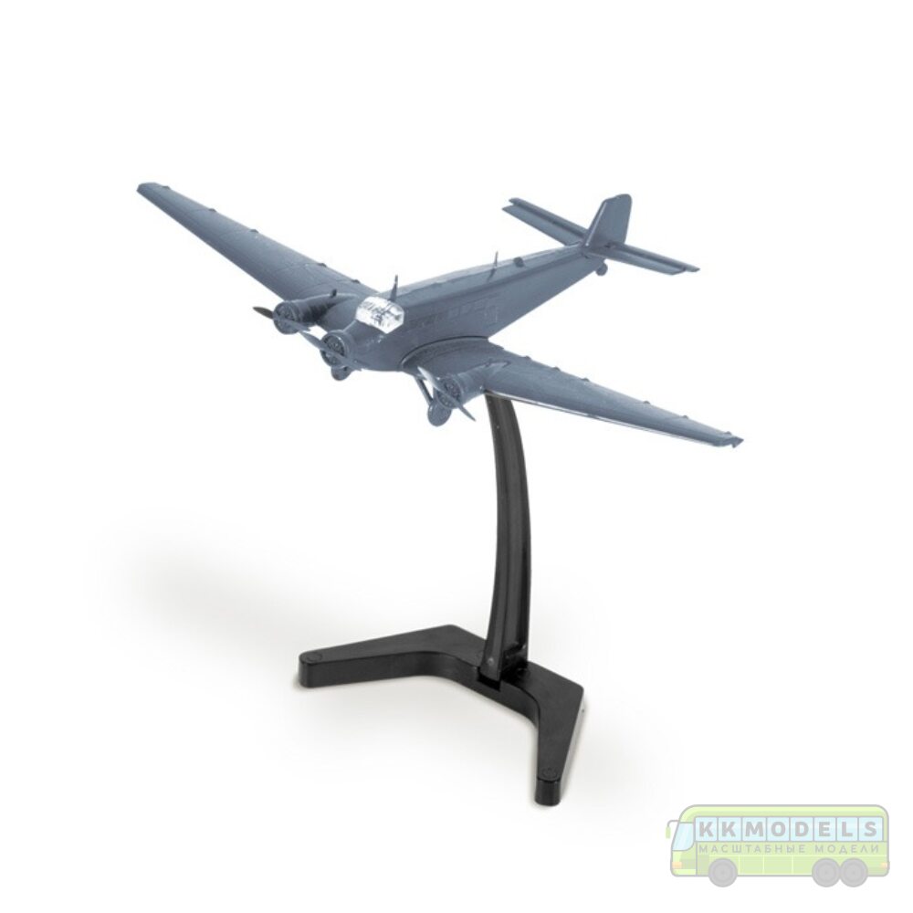1:200 Сборная модель Немецкий Транспортный самолёт Ju-52 (1932-45)