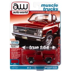 1:64 Масштабная модель Auto World Premium 1986 Chevrolet Silverado K10 Stepside Pickup Truck Bright Red