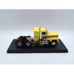 1:43 Масштабная модель седельный тягач INTERNATIONAL Transtar 4300 1980 Yellow/Red/Orange