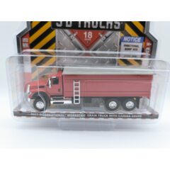 1:64 Масштабная модель INTERNATIONAL WorkStar зерновоз с тентом 2022 Red
