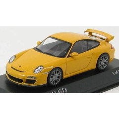 1:43 Масштабная модель Porsche 911 GT3 (997 II) 2009 Yellow (l.e.1008 pcs)