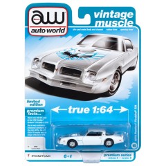 1:64 Масштабная модель Auto World 1976 Pontiac Firebird Trans Am Cameo White