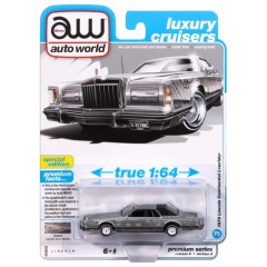 1:64 Масштабная модель Auto World 1979 Lincoln Continental Lowrider Silver