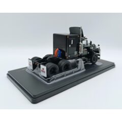 1:43 Масштабная модель MACK R-Series со спальником (из к/ф "Конвой") 1978 Black