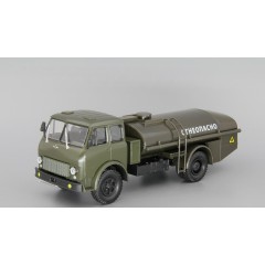 1:43 Масштабная модель МАЗ-500Б Топливозаправщик ТЗ-7,5 "Огнеопасно", хаки