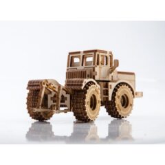 1:43 Сборная модель Трактор К-700