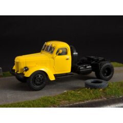 1:43 Масштабная модель ЗИЛ-ММЗ-164АН седельный тягач