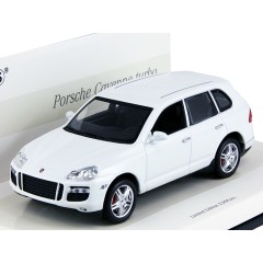 1:43 Масштабная модель Porsche Cayenne Turbo Linea Bianco 2007