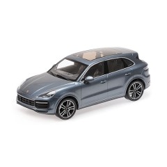 1:18 Масштабная модель Porsche Cayenne Turbo S - 2017 (blue met)