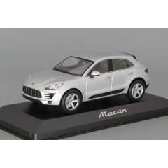 1:43 Масштабная модель Porsche Macan (silver)