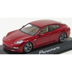 1:43 Масштабная модель Porsche Panamera 2009 Red