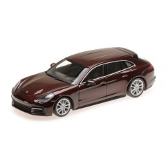 1:43 Масштабная модель Porsche Panamera 4S Diesel Sport Turismo - 2017 (red)