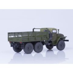1:43 Масштабная модель 375 (тентованная кабина) бортовой, хаки