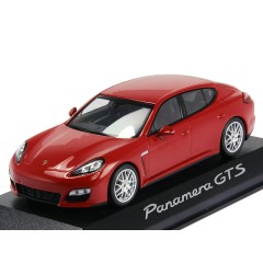 1:43 Масштабная модель Porsche Panamera GTS 2014 Red