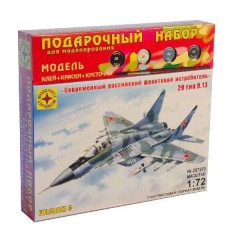 1:72 Подарочный набор. Современный российский фронтовой истребитель тип 9-13
