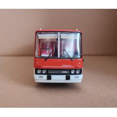 1:43 Масштабная модель Автобус Икарус-256.54 шарлах