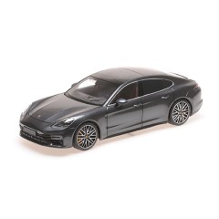 1:18 Масштабная модель Porsche Panamera Turbo S - 2020 (grey met)