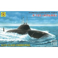 1:400 Сборная модель Атомная подводная лодка К-123 ("Альфа")
