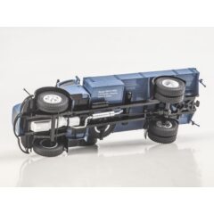 1:43 Масштабная модель Skoda 706 R (1952) бортовой