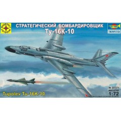 1:72 Сборная модель Бомбардировщик Ту-16К-10