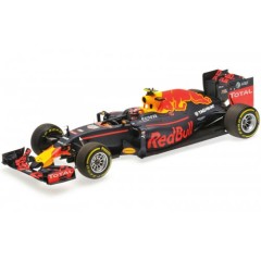 1:18 Масштабная модель Red Bull Racing TAG Heuer RB12 - Daniil Kvyat - 2016