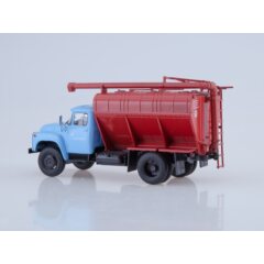 1:43 Масштабная модель Загрузчик сухих кормов ЗСК-10 на шасси ЗИЛ-130, поздний