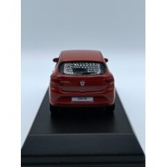 1:43 Масштабная модель Dacia Sandero 2021 красный