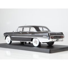 1:24 Легендарные Советские Автомобили №25 – ЗИЛ-111Г