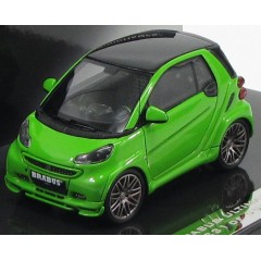 1:43 Масштабная модель Smart Brabus Ultimate 120 2013 Green
