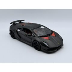 1:24 Масштабная модель LAMBORGHINI Sesto Elemento, серый матовый