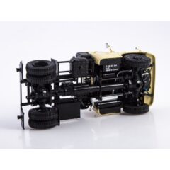 1:43 Масштабная модель Tatra-138 NT 4x4