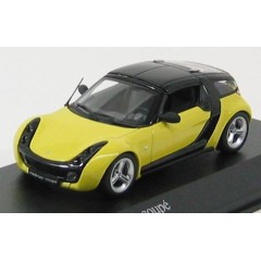 1:43 Масштабная модель Smart Roadster Coupe 2003 Yellow