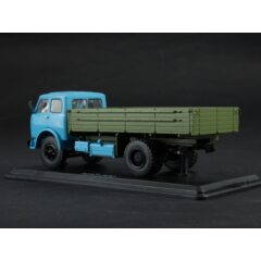 1:43 Масштабная модель МАЗ-500 бортовой