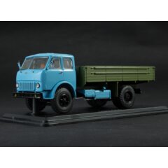 1:43 Масштабная модель МАЗ-500 бортовой