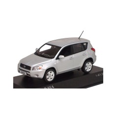 1:43 Масштабная модель Toyota RAV 4 2006 Silver