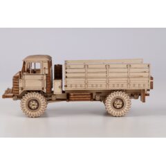 1:35 Сборная модель Грузовик 66 бортовой